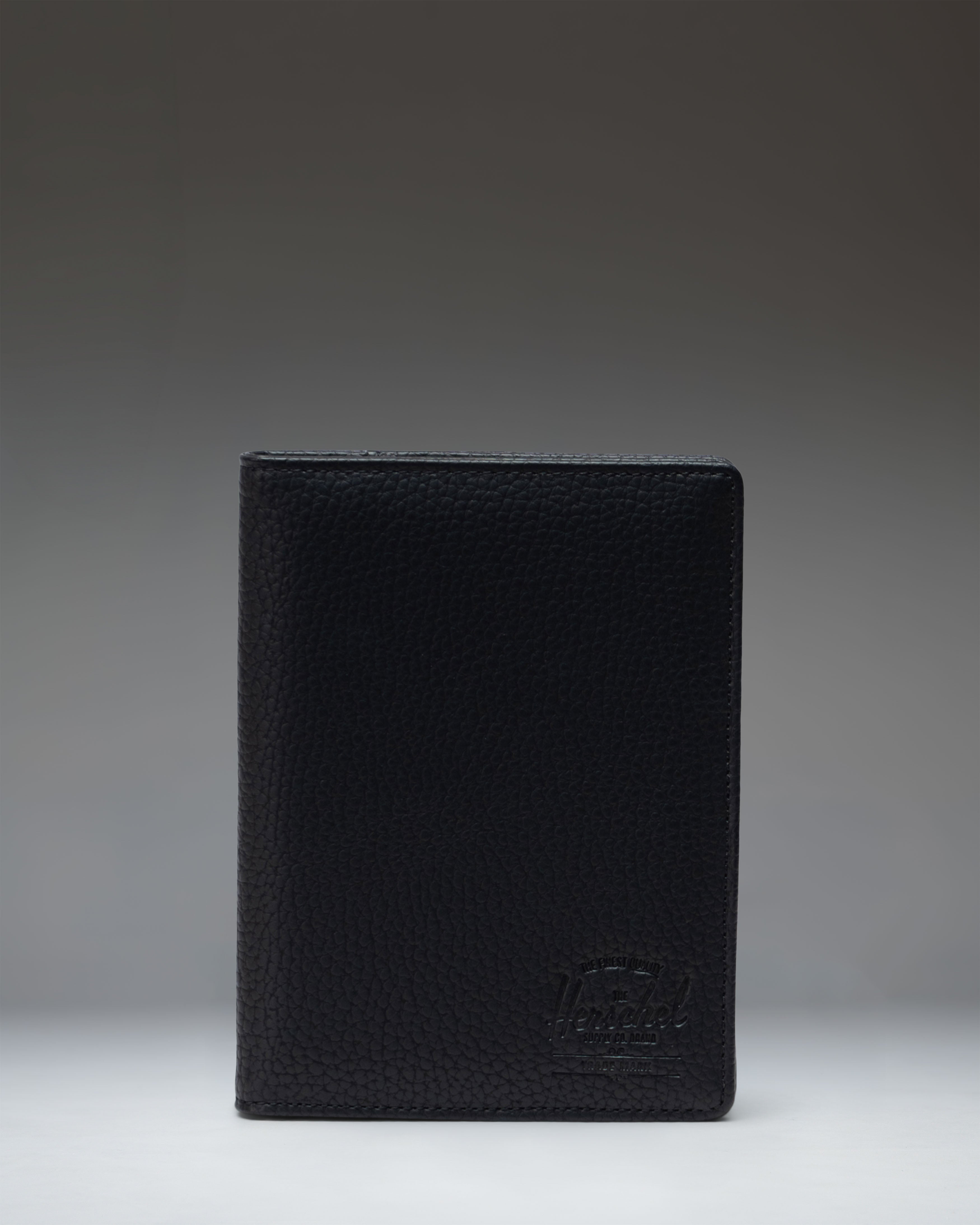 Raynor Passport Holder Vegan Leather – Herschel Supply Co. Canada
