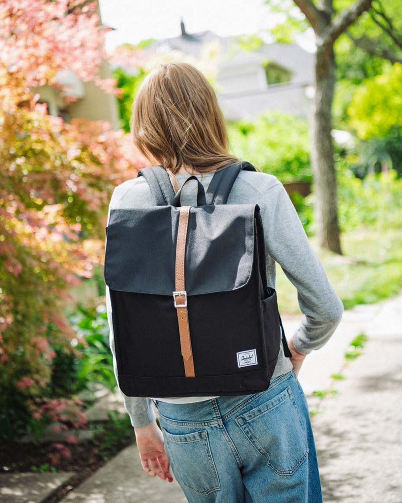 City Backpack – Herschel Supply Co. Canada