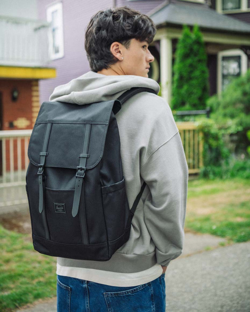 Retreat Backpack – Herschel Supply Co. Canada
