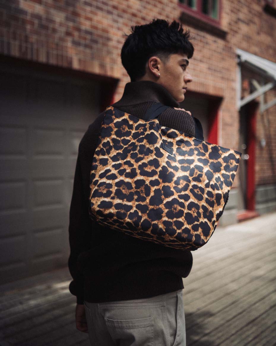 Herschel Classic Tote – Herschel Supply Co. Canada