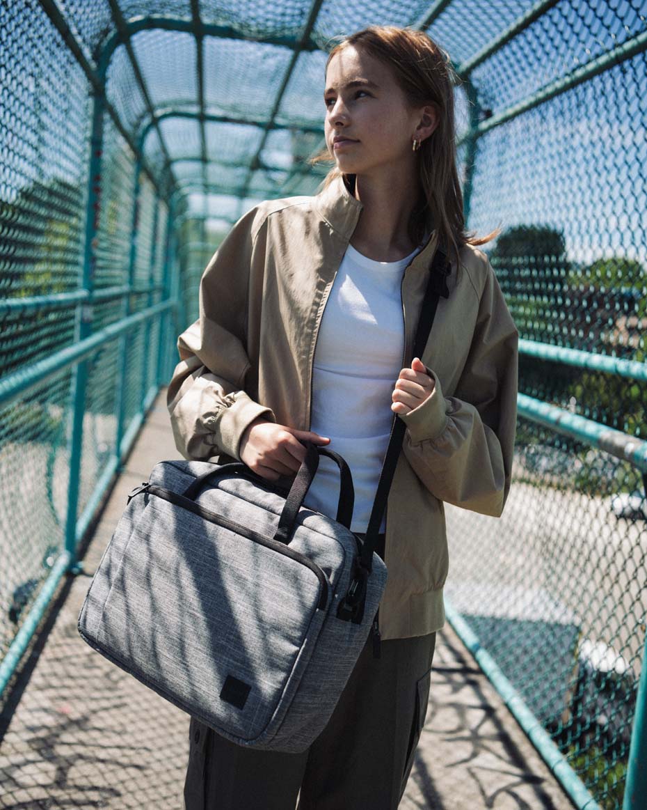 Tech Gibson – Herschel Supply Co. Canada