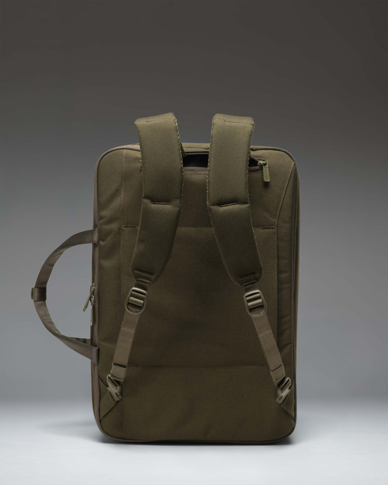 Herschel Supply Co. Bowen Convertible Travel Duffle Tech bag in Ivy Green Tonal, showcasing a versatile design for travel and daily commutes.