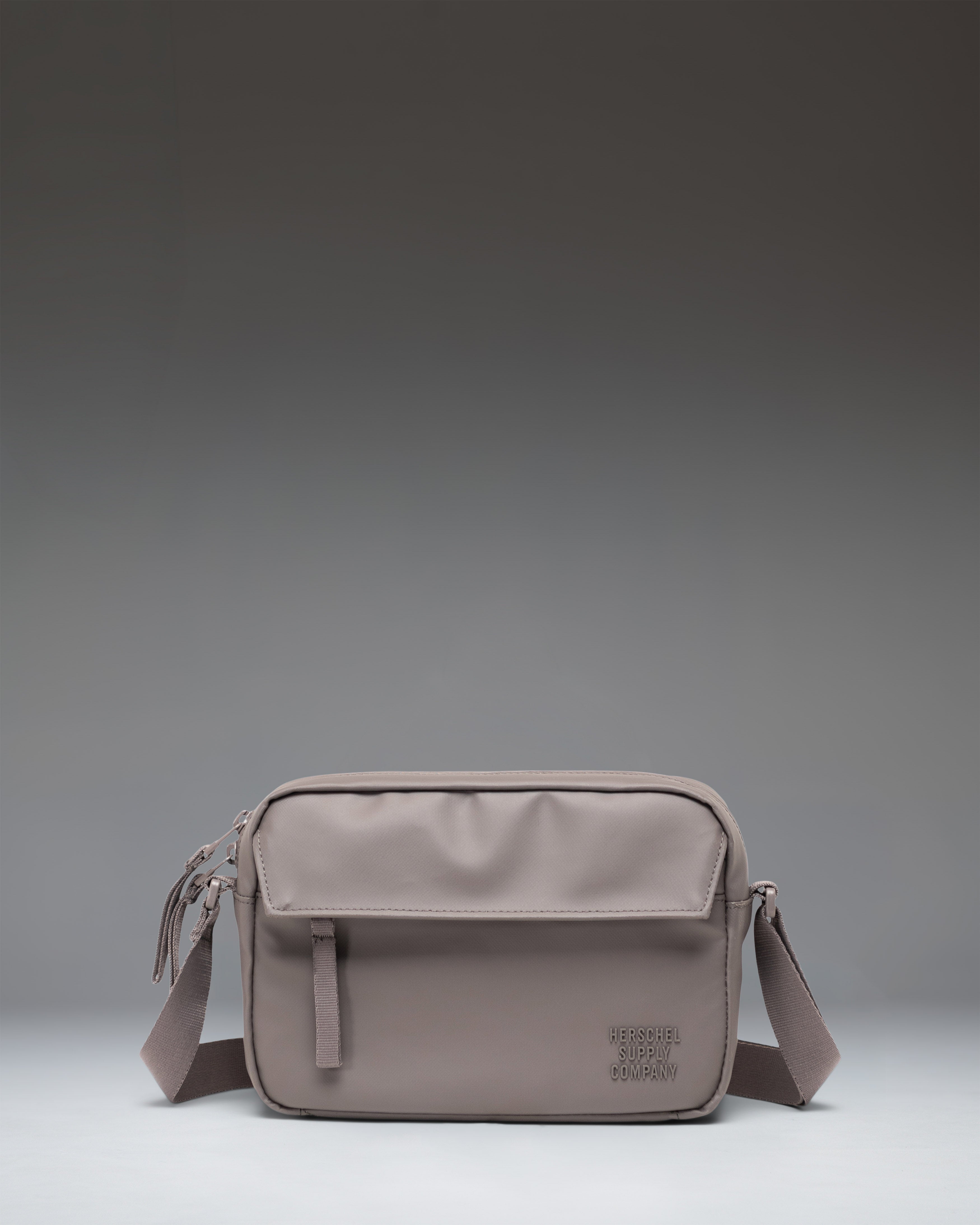 Alberni Crossbody Weather Resistant – Herschel Supply Co. Canada