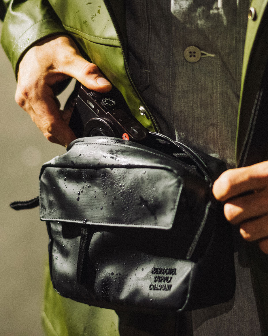 Alberni Crossbody Weather Resistant – Herschel Supply Co. Canada