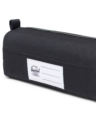 Little Herschel Settlement Pencil Case size guide chart showing dimensions: 2.75 inches height, 8 inches width, and 2.5 inches depth.