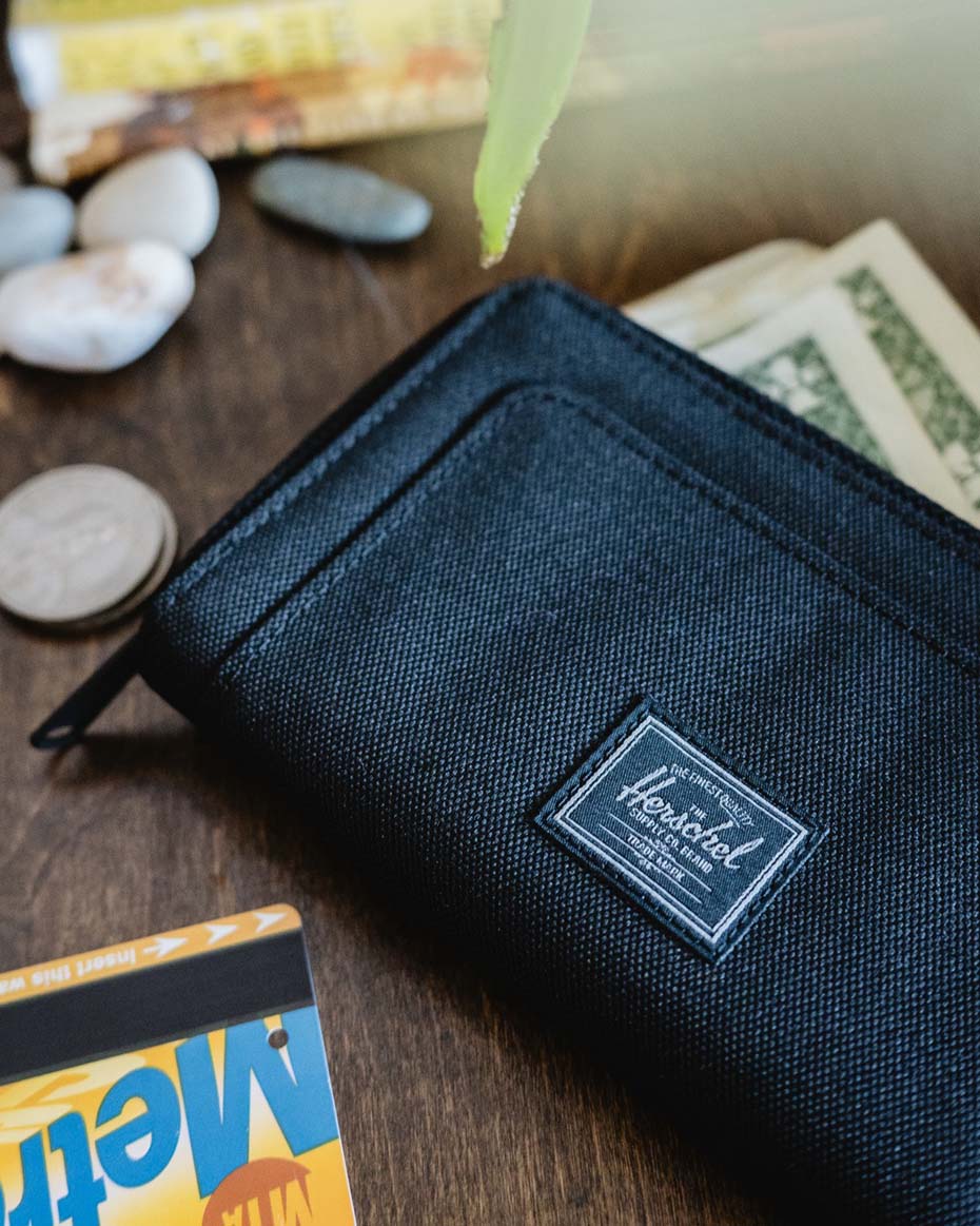 Thomas Wallet – Herschel Supply Co. Canada