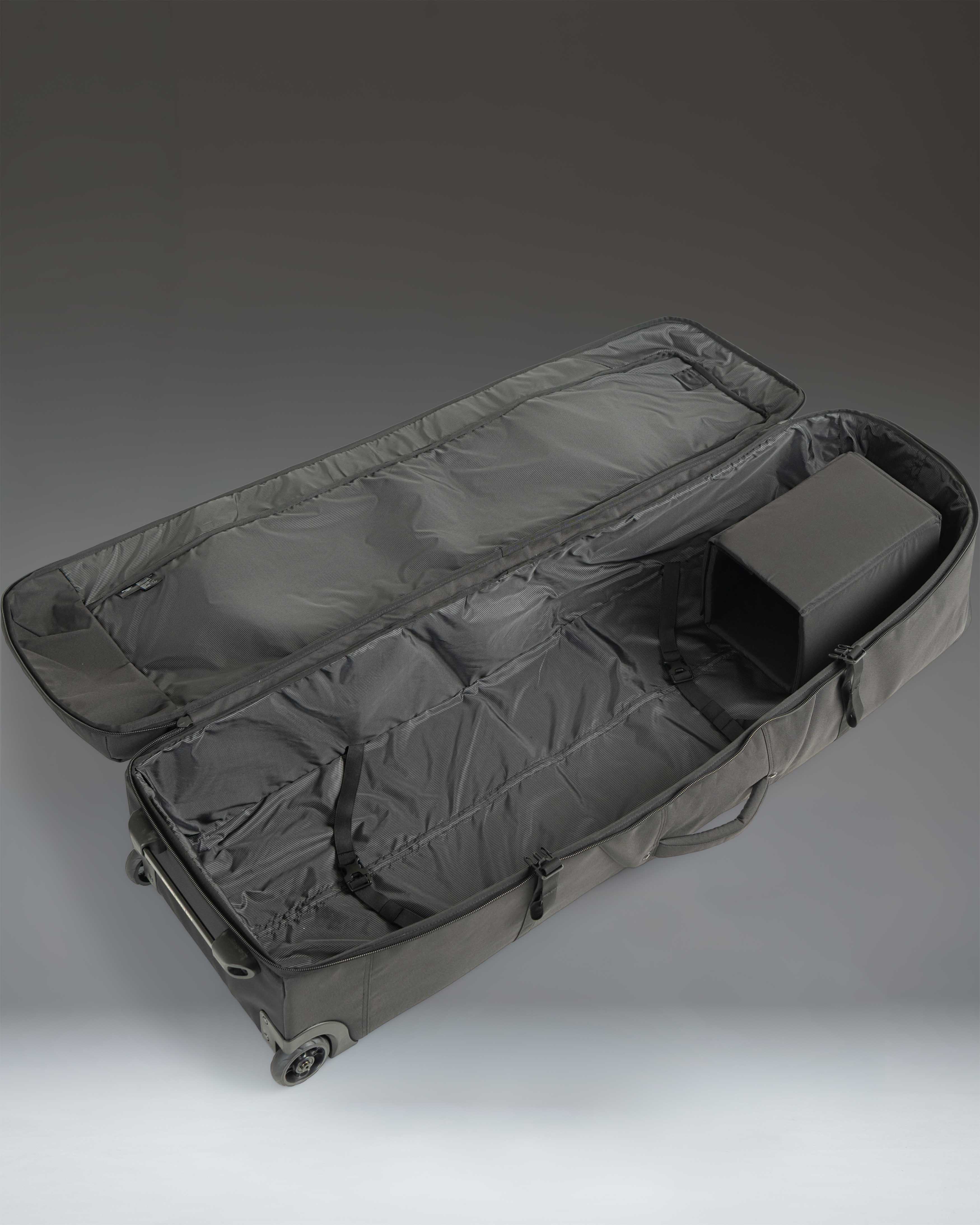 Herschel Heritage™ Golf Travel Wheelie Bag – Herschel Supply Co