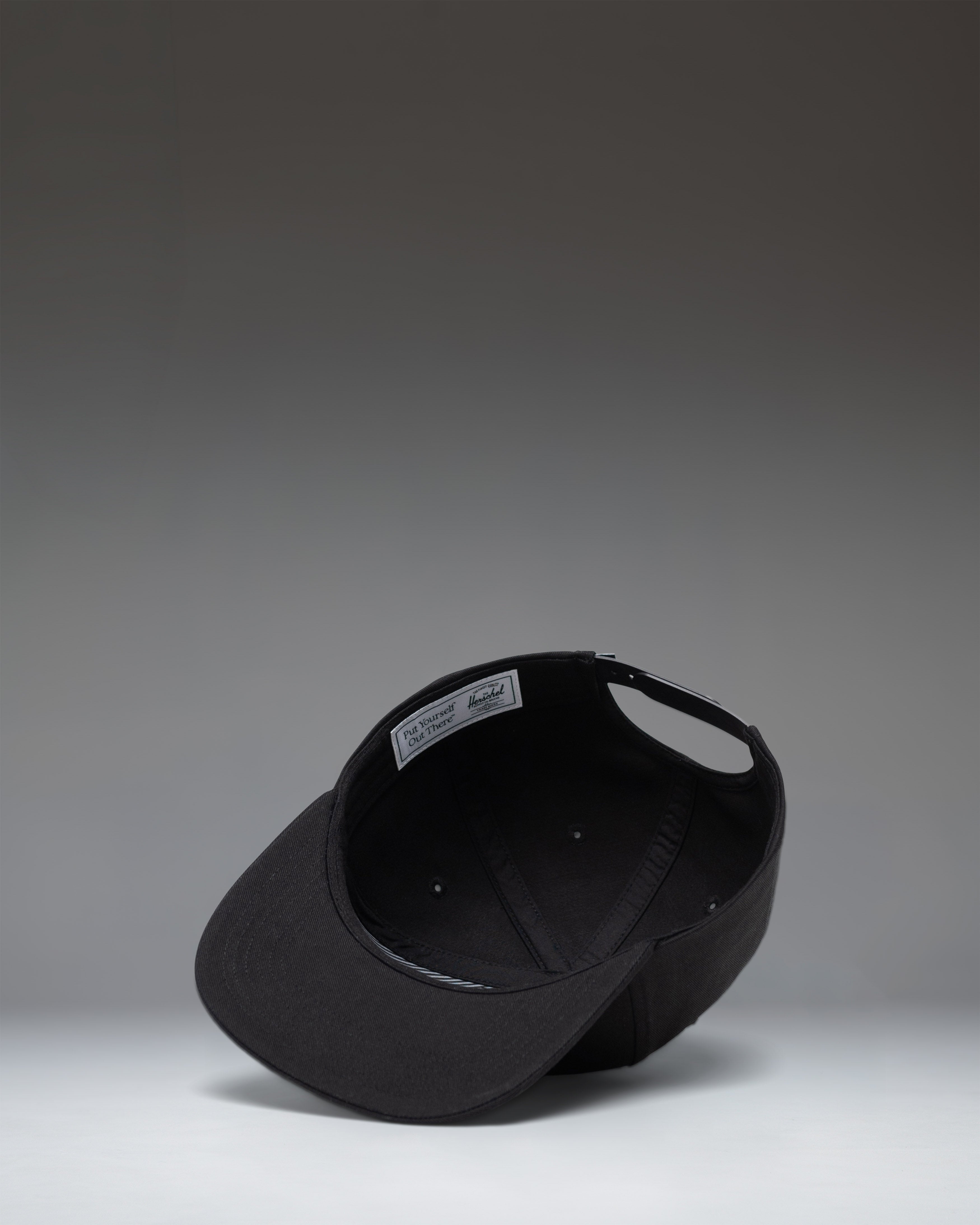 Whaler 6 Panel Cap – Herschel Supply Co. Canada