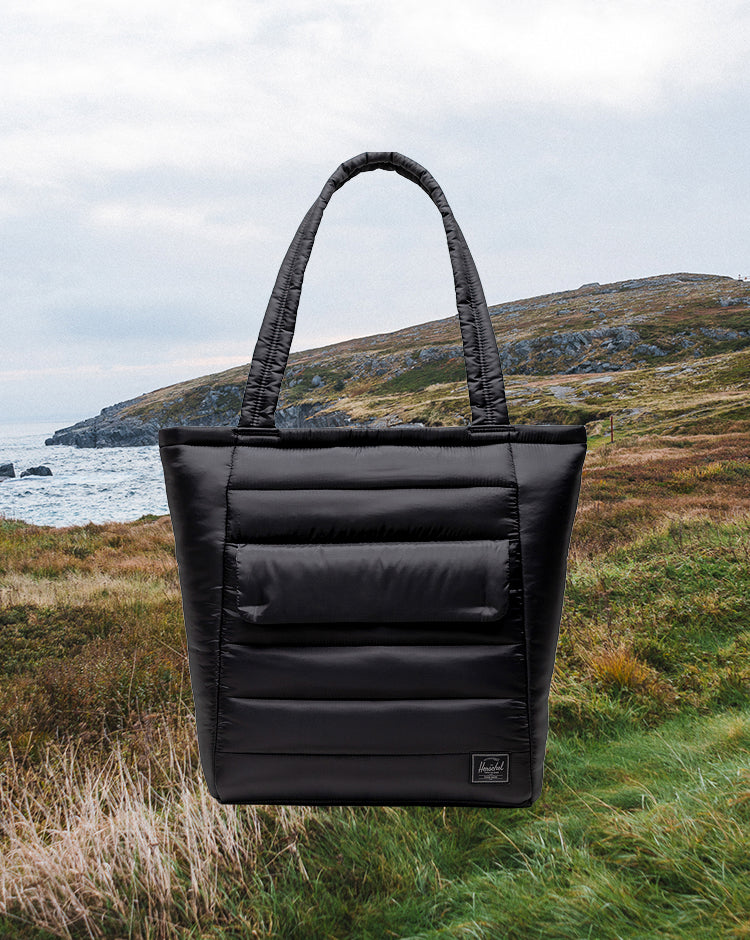 Retreat Tote Quilted – Herschel Supply Co. Canada
