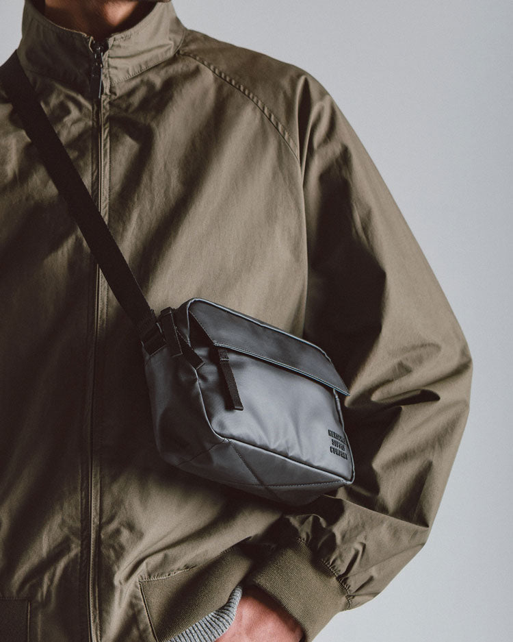 Alberni Crossbody Weather Resistant – Herschel Supply Co. Canada