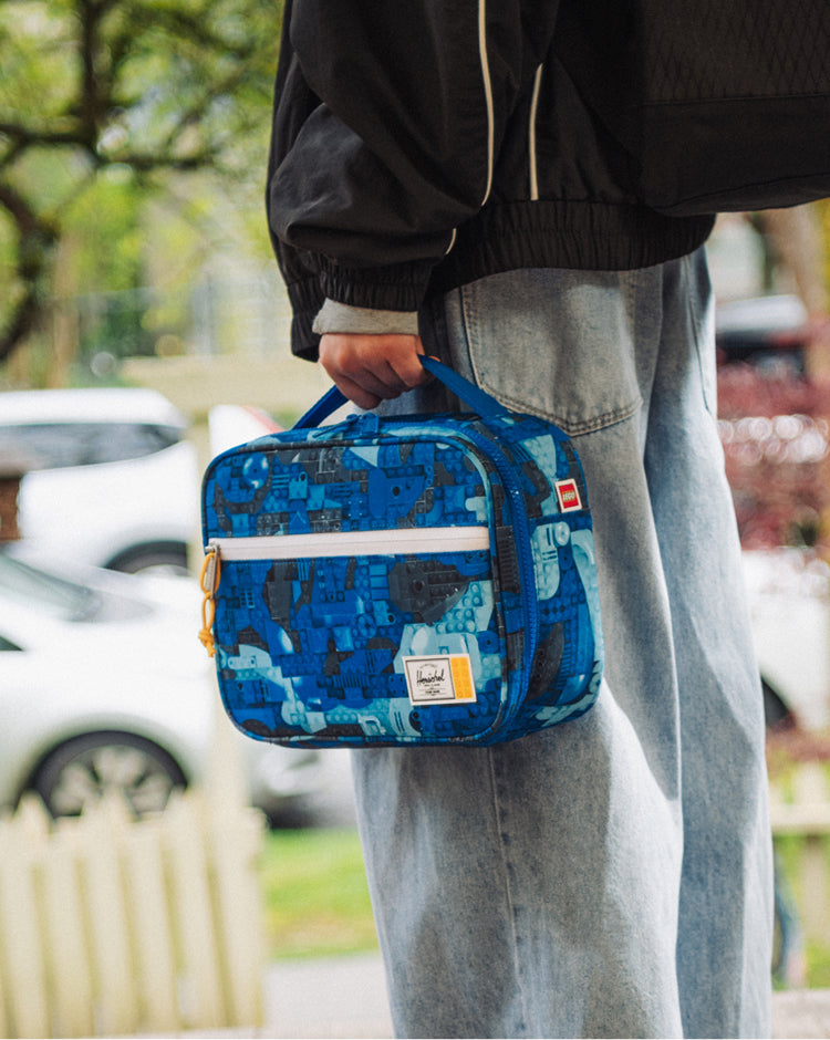 LEGO® Pop Quiz Lunch Box Little Herschel – Herschel Supply Co. Canada