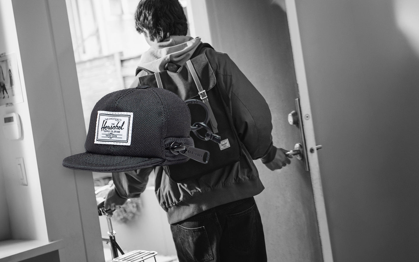 Sylas Classic Cap Bag Charm