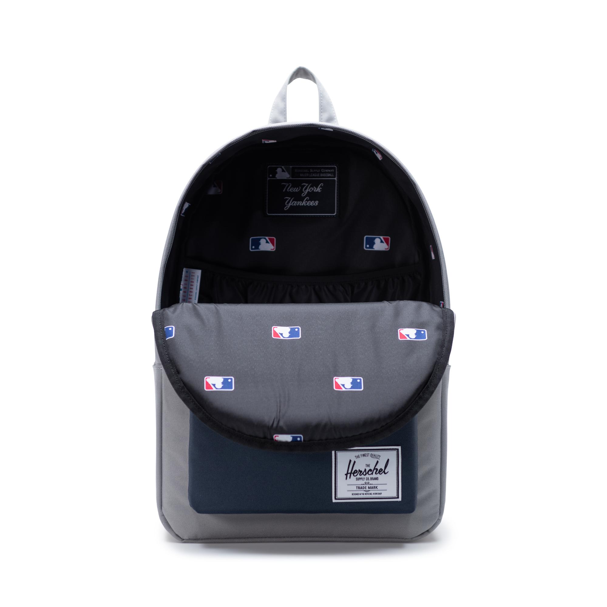 Classic Backpack XL 30L New Herschel Supply Co