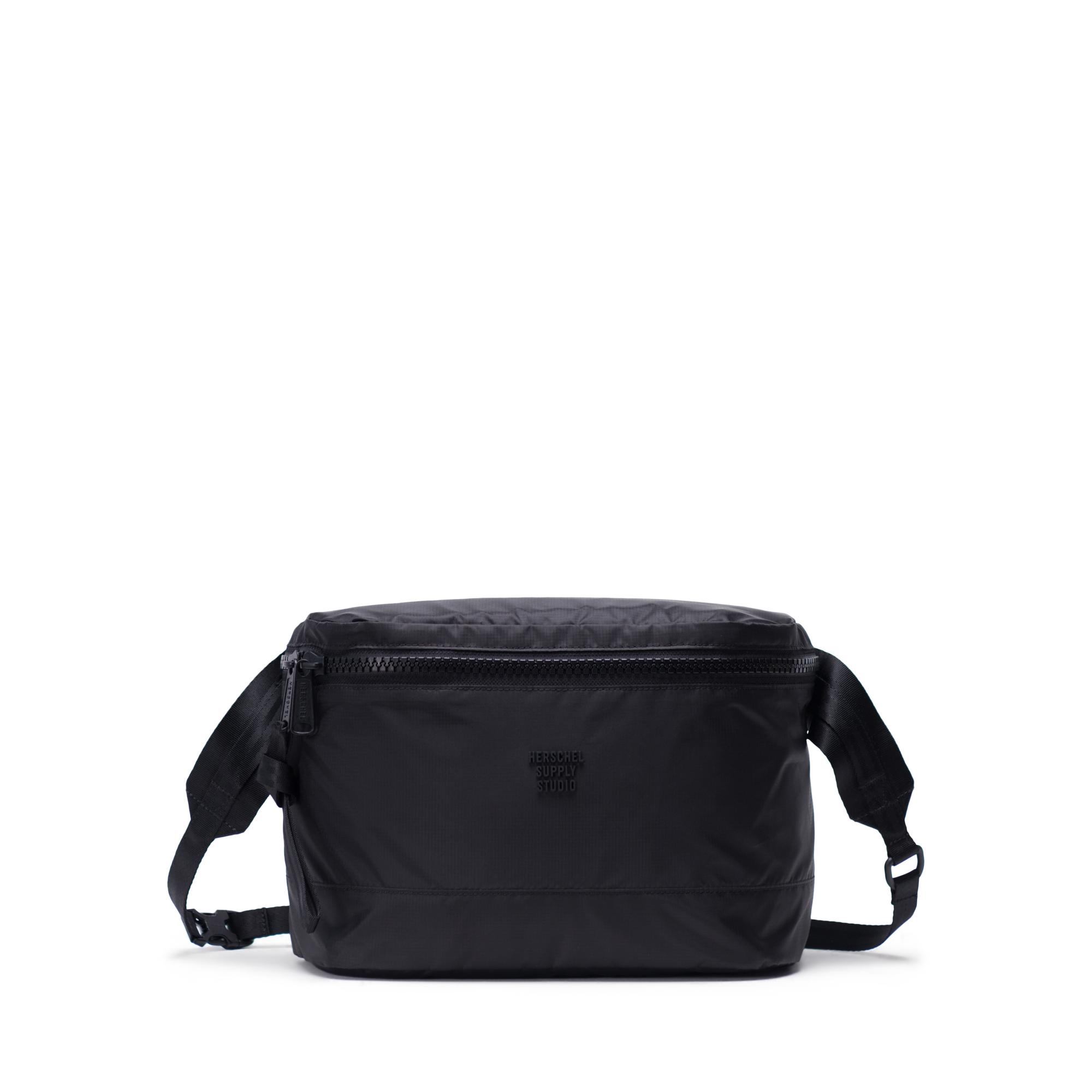 black herschel fanny pack