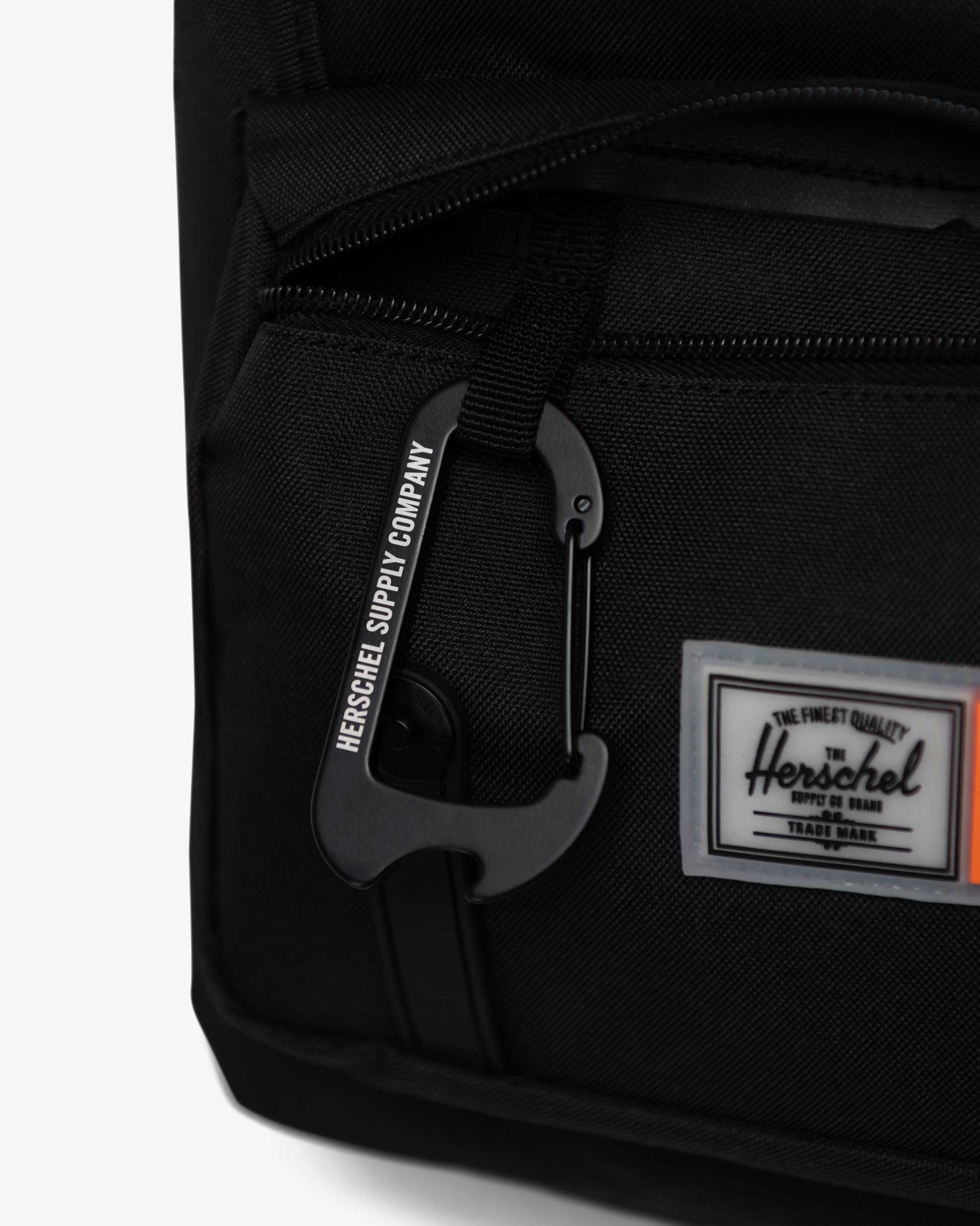 Herschel zipper shop