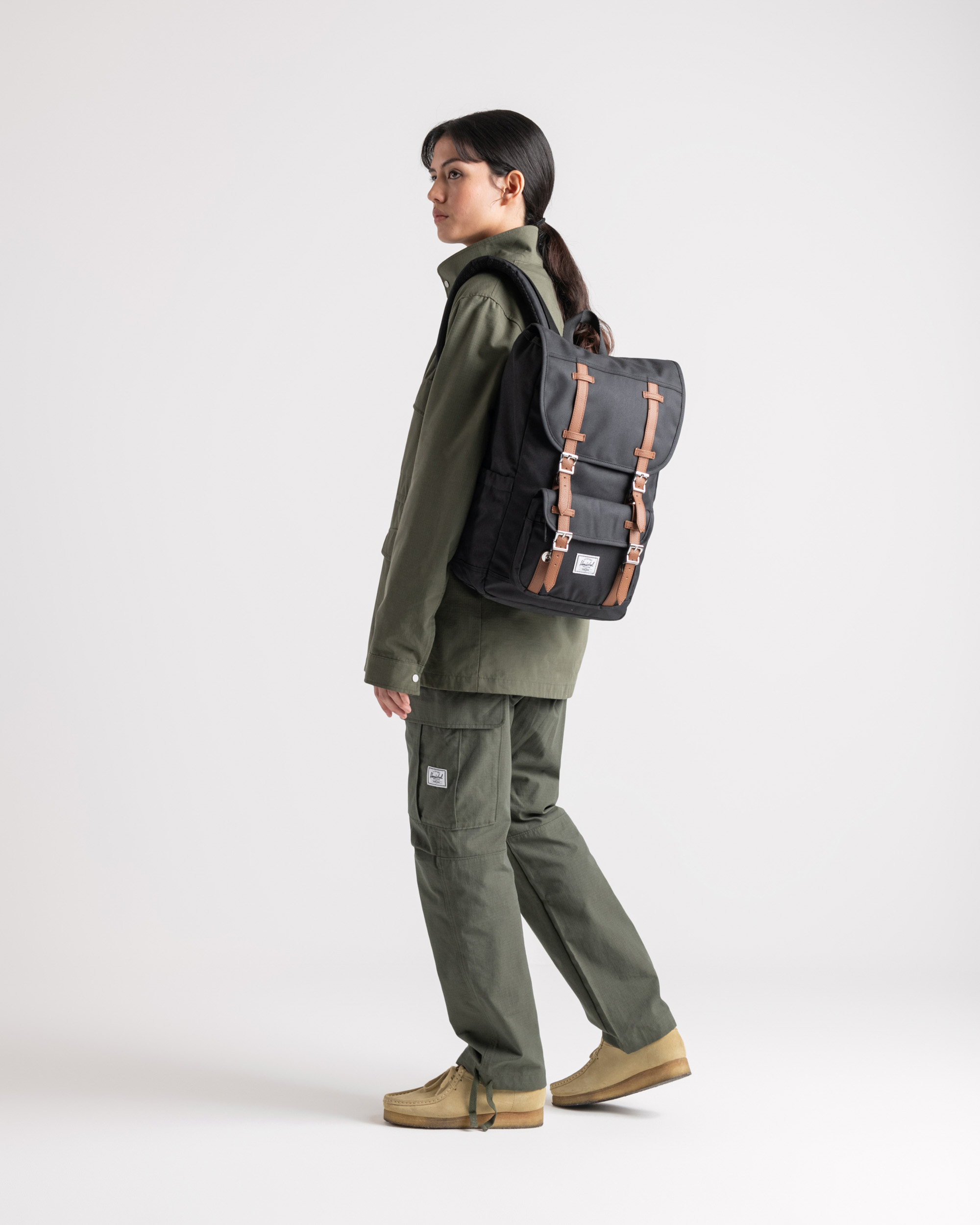 Herschel little america offset collection outlet