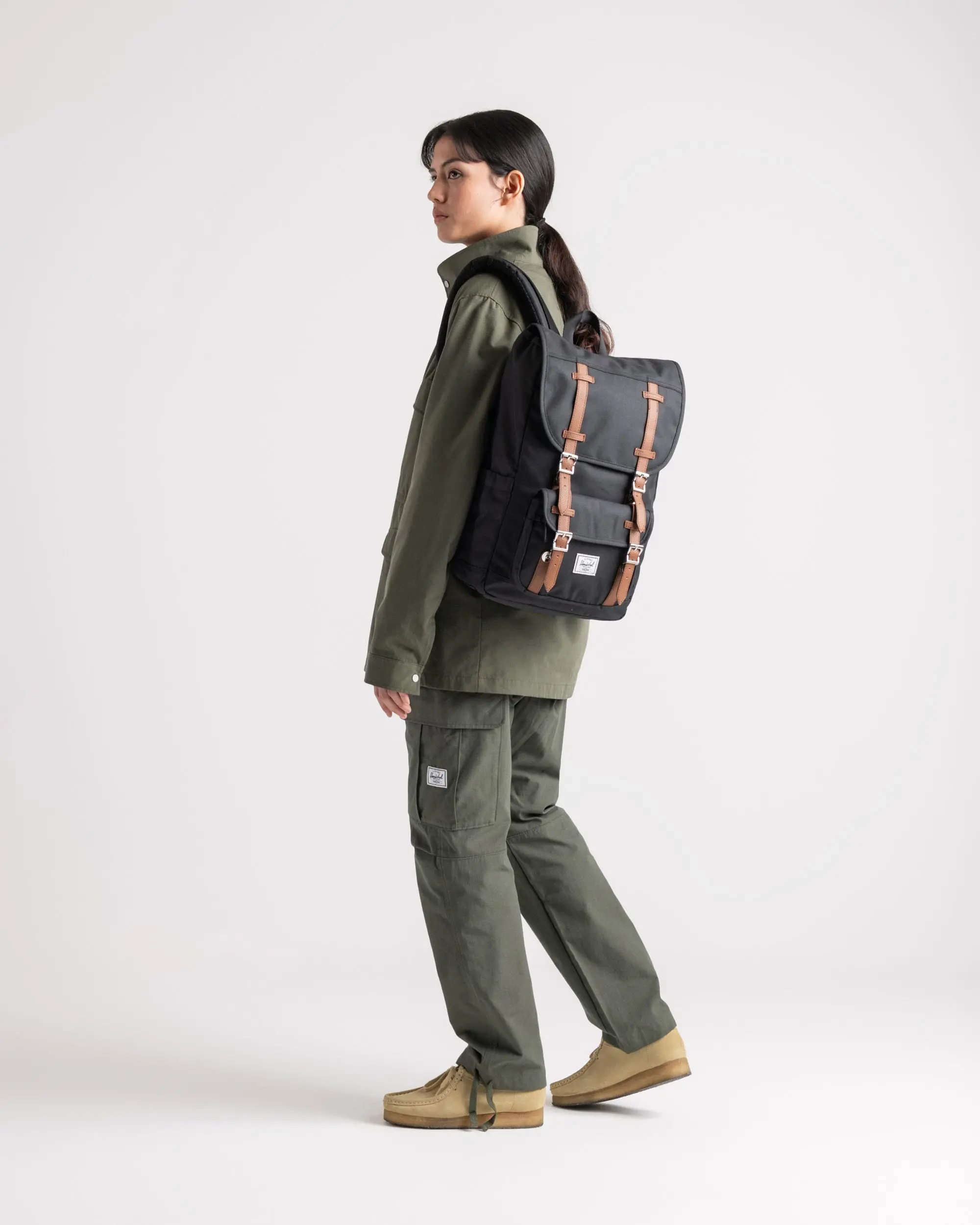 Little America Backpack Mid Volume 21L Herschel Supply Co