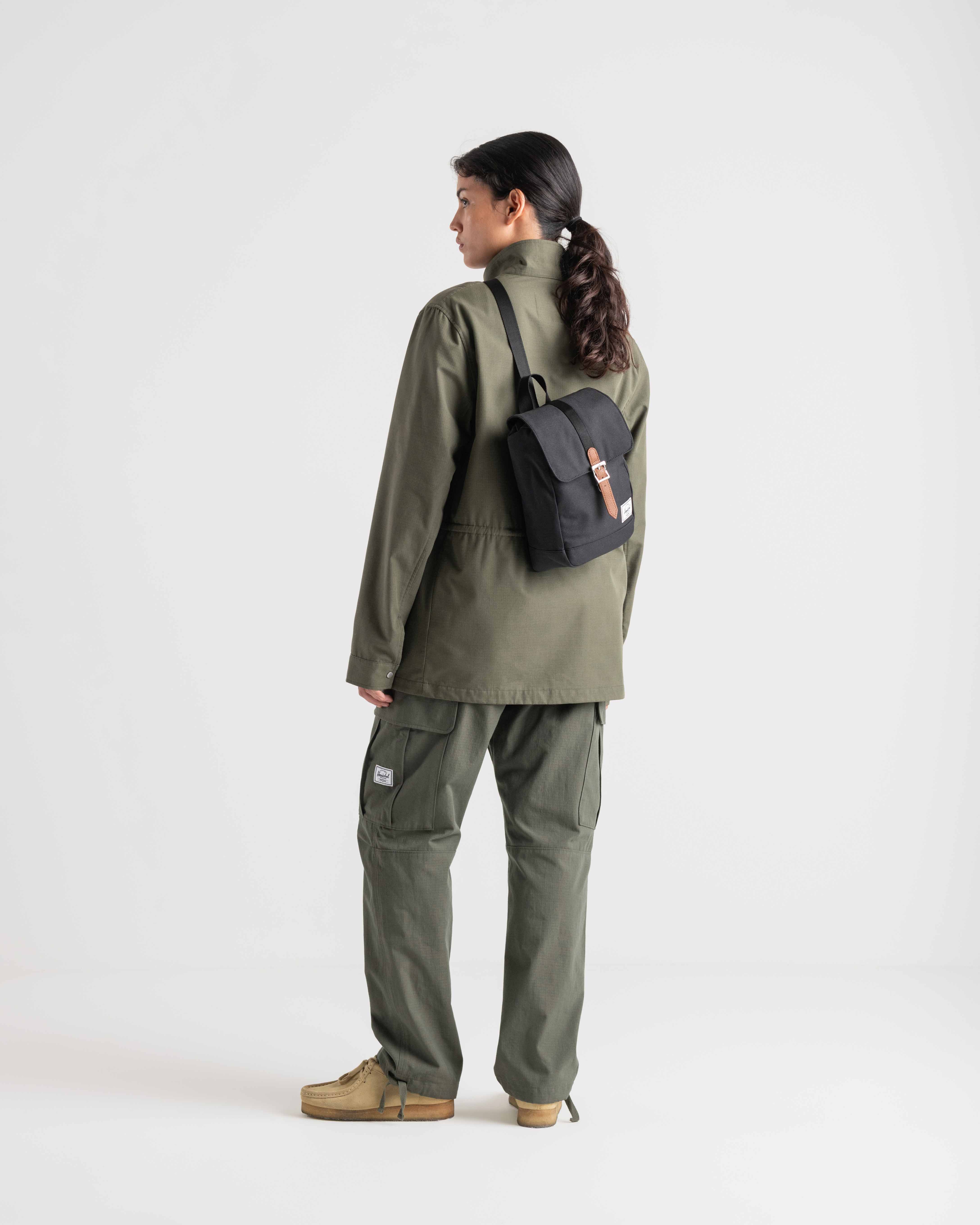 Clear Creek Unveils Swing-Back Pack