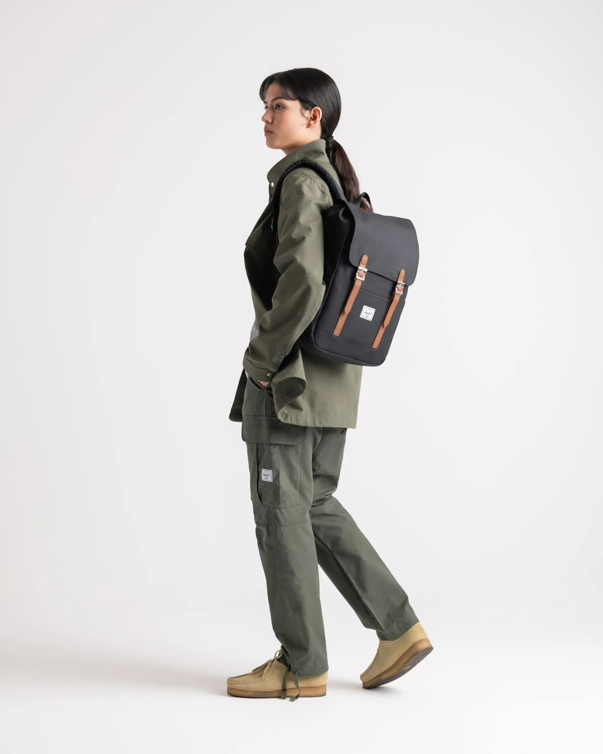 Herschel retreat backpack size 2025