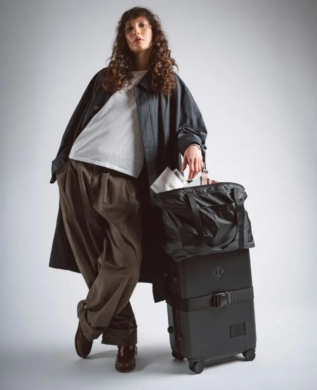 Herschel Heritage™ Hardshell Large Carry On Expandable - 42L